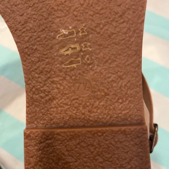 Sandals - Picture 2 of 3